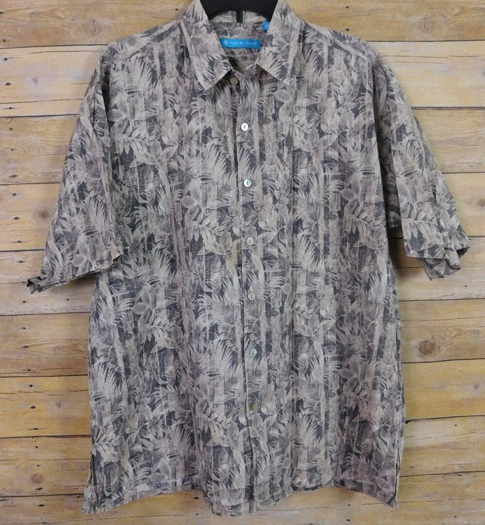 Tori Richard Men's Size L Casual Button Down Shirt Beige Tropical Leaf Print